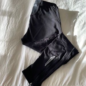 Saucony running tights